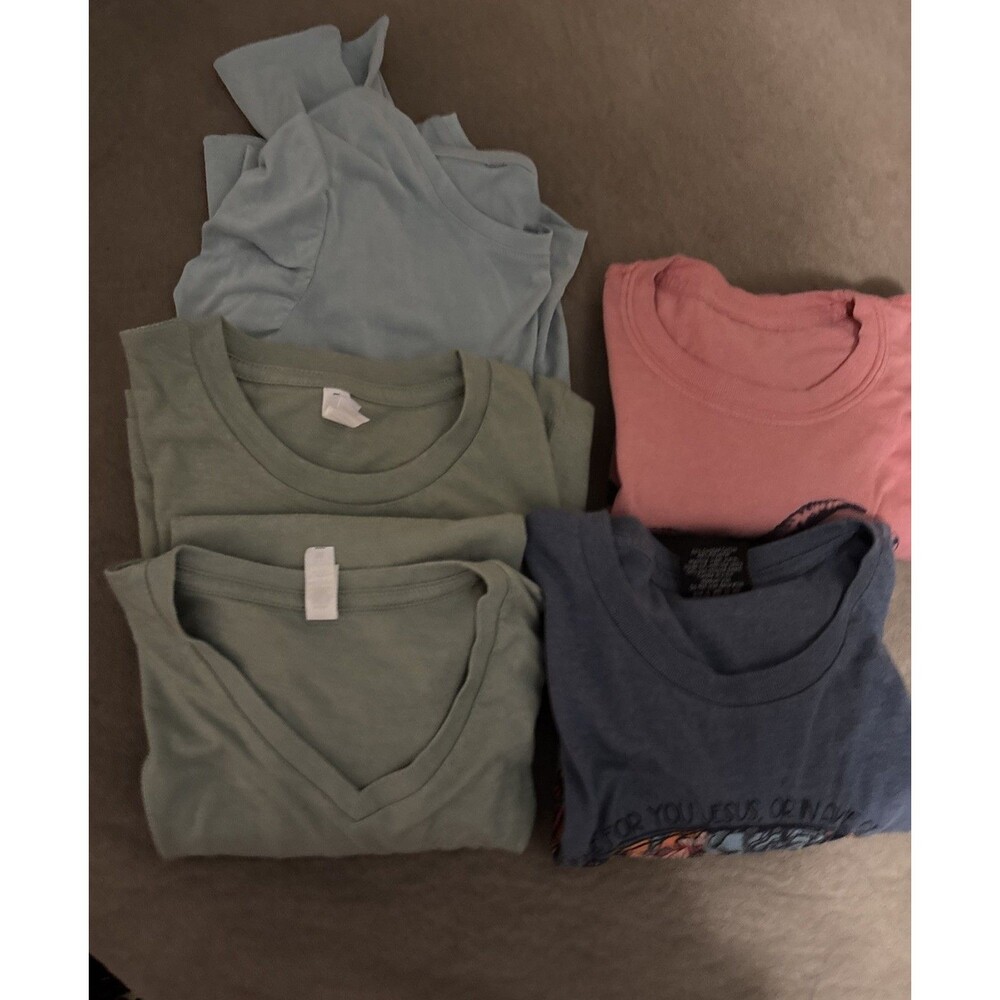Women’s tops~Sz M shirts~ 5pc Bundle 2Love& Faith/1Lif Apparel/2 No Tag - Picture 8 of 8